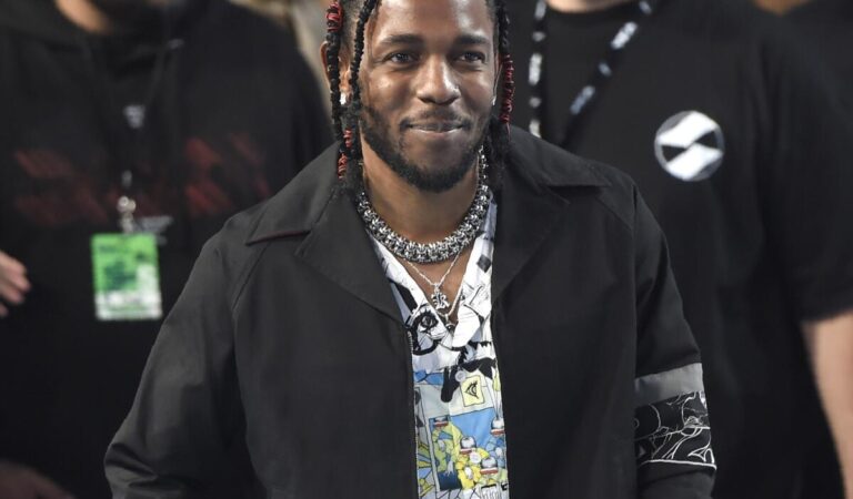¡Polémica en puerta! Kendrick Lamar desafía a la NFL con su controversial show de medio tiempo en el Super Bowl 2025 ¡Polémica en puerta! Kendrick Lamar desafía a la NFL con su controversial show de medio tiempo en el Super Bowl 2025