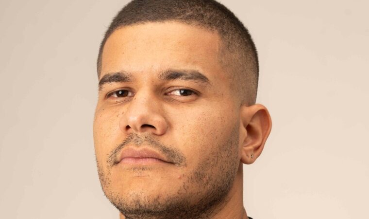 John Acosta se presenta en Caracas con «Honestidad»