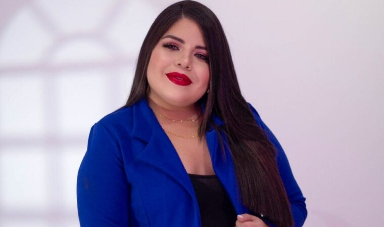 Conectados con Eliana Pérez: nueva voz en el entretenimiento radial