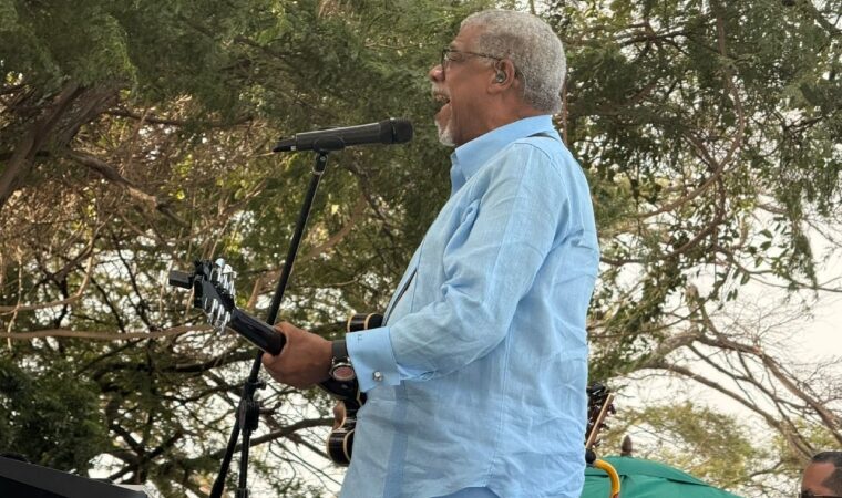 Bodegas Pomar y Frank Quintero: una velada mágica que celebró la unión del vino y la música en Viña Altagracia