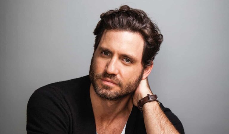 Festival de Toronto 2025: Edgar Ramírez presenta conmovedora historia venezolana en «Aún es de noche en Caracas»