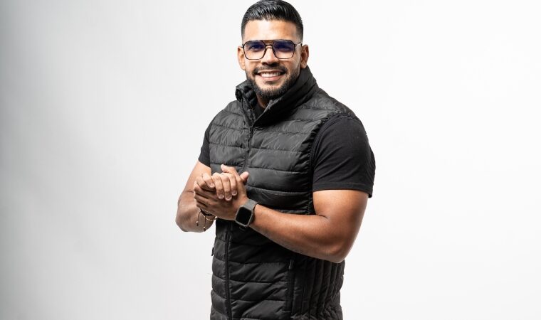 Carlos Martínez triunfa en Brasil y América Latina como DJ salsero