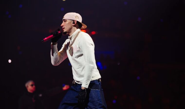 Omar Courtz hizo vibrar el Poliedro de Caracas con un show de perreo inolvidable