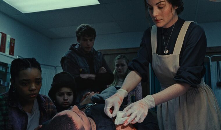 «No alimentes a los niños»: Terror clásico con un toque contemporáneo