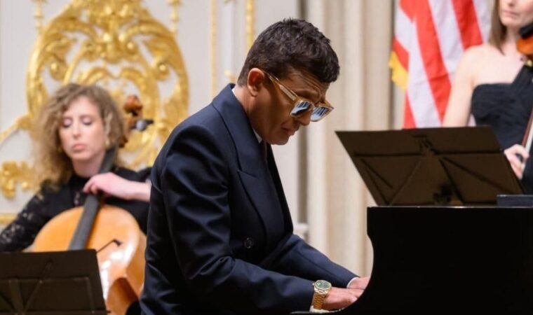 Expectativas por las nubes, aforo al mínimo: la noche que no salió como Omar Harfouch esperaba