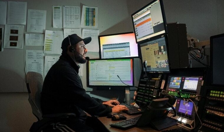 Talento venezolano brillando en Emmys: Dickson Manrique triunfa en TV Hispana